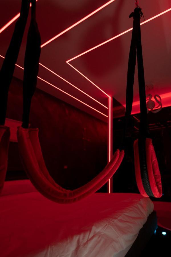 Suite Luxury Bdsm روما المظهر الخارجي الصورة