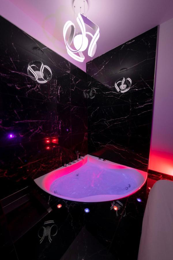 Suite Luxury Bdsm روما المظهر الخارجي الصورة