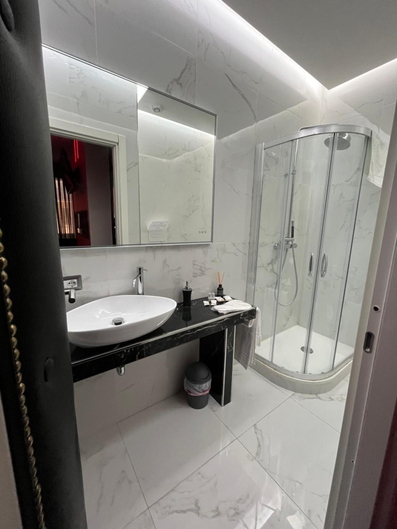 Suite Luxury Bdsm روما الغرفة الصورة