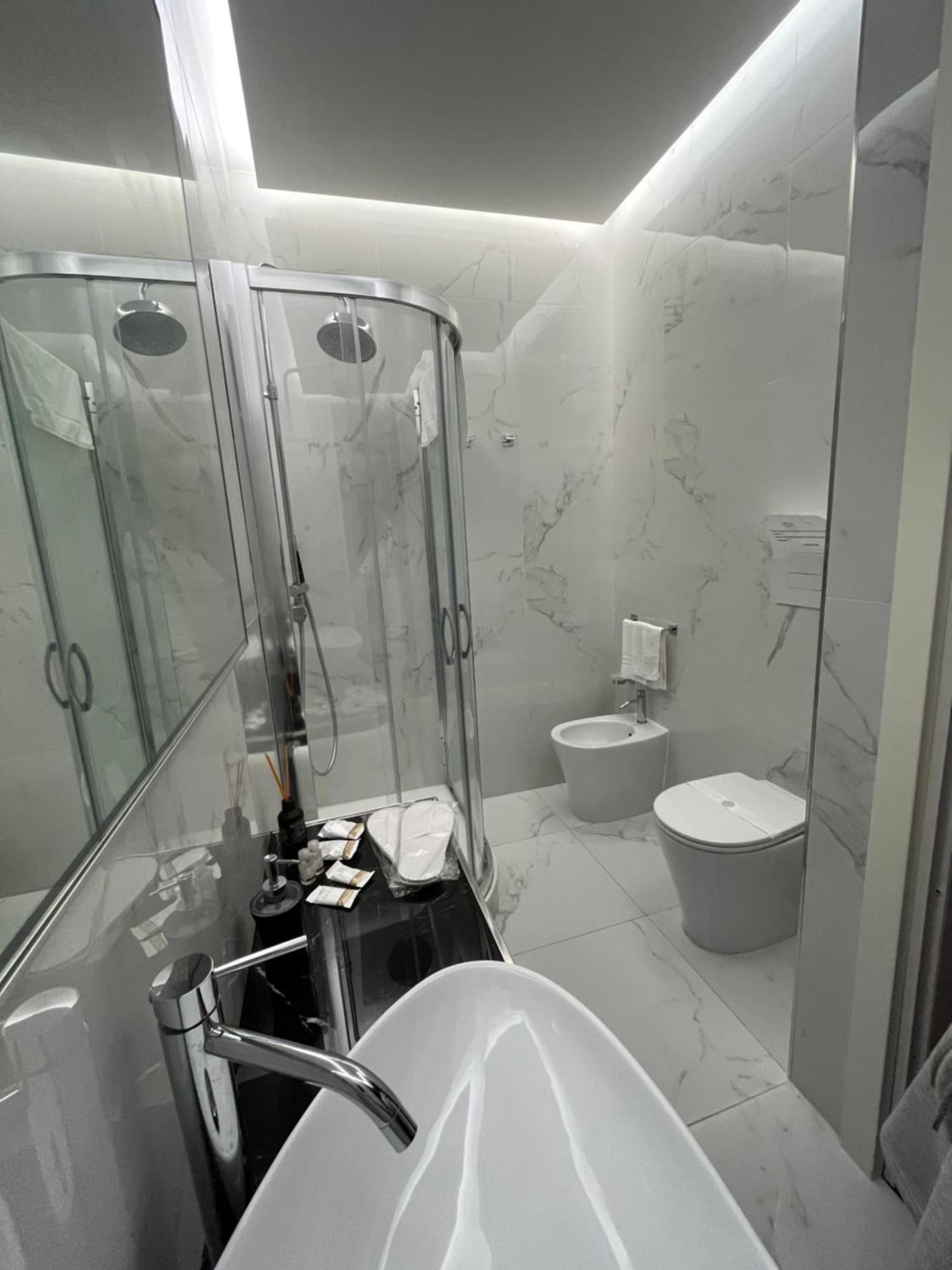 Suite Luxury Bdsm روما الغرفة الصورة