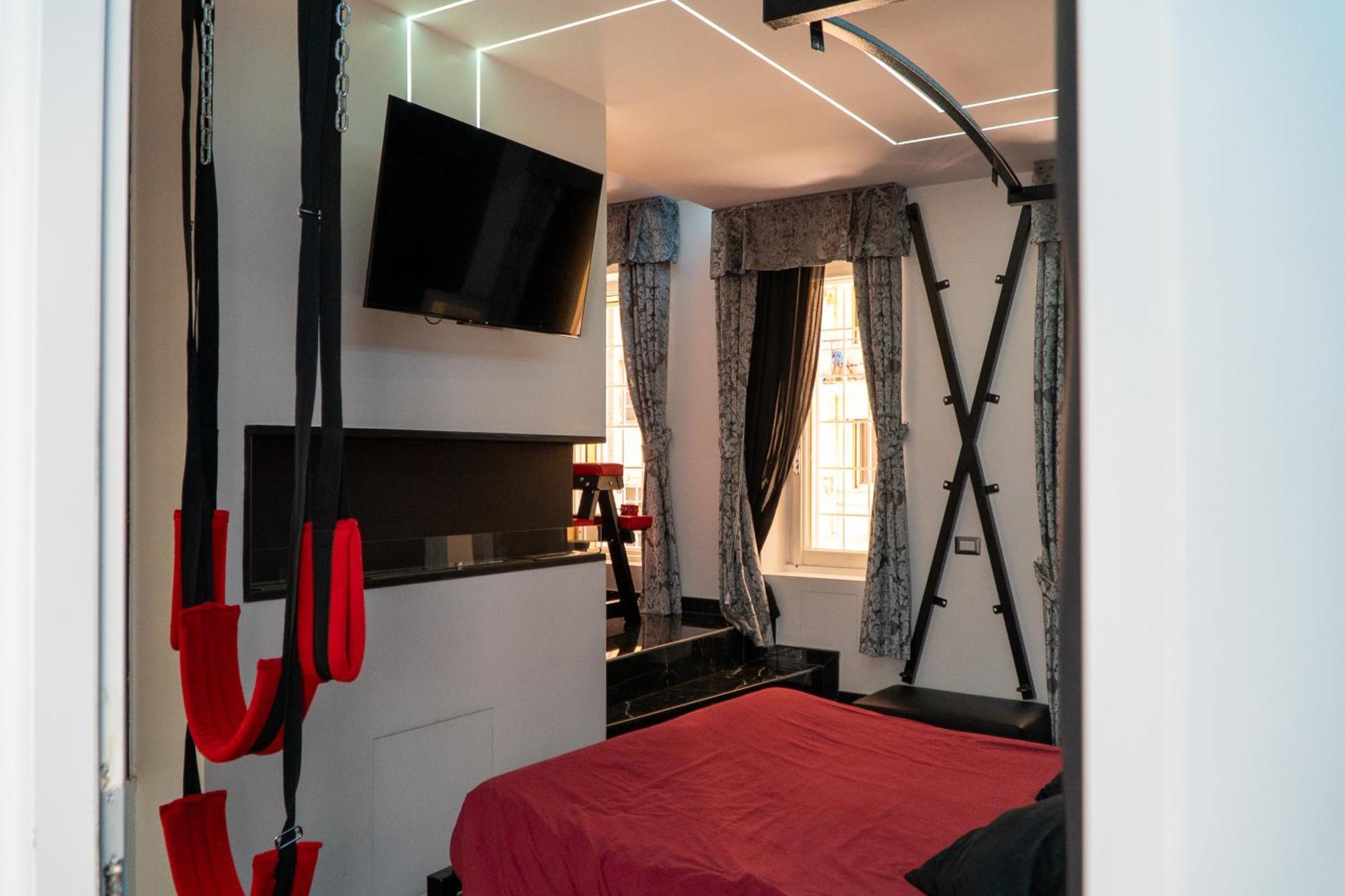 Suite Luxury Bdsm روما المظهر الخارجي الصورة