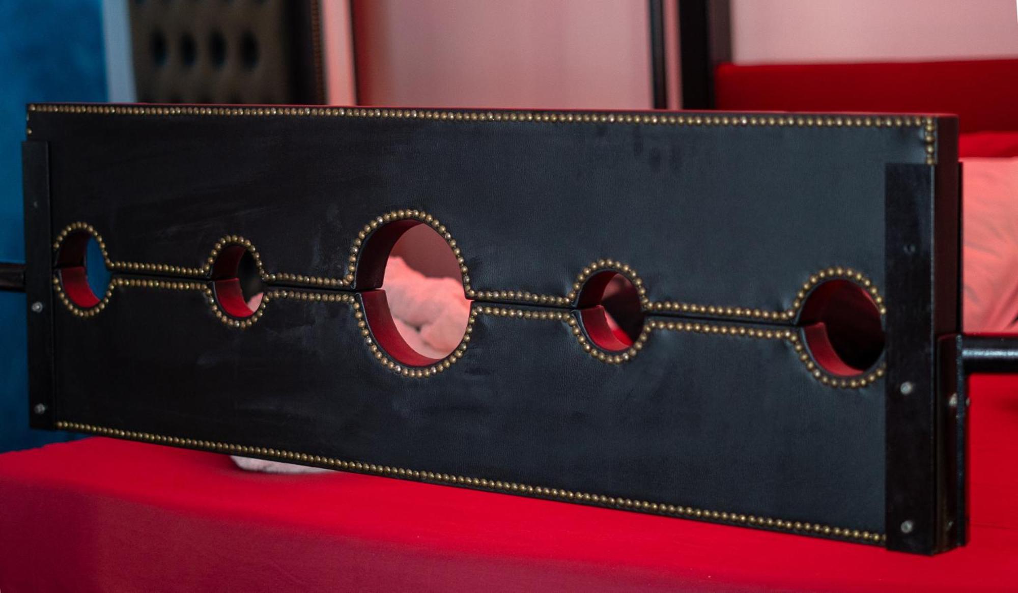 Suite Luxury Bdsm روما المظهر الخارجي الصورة