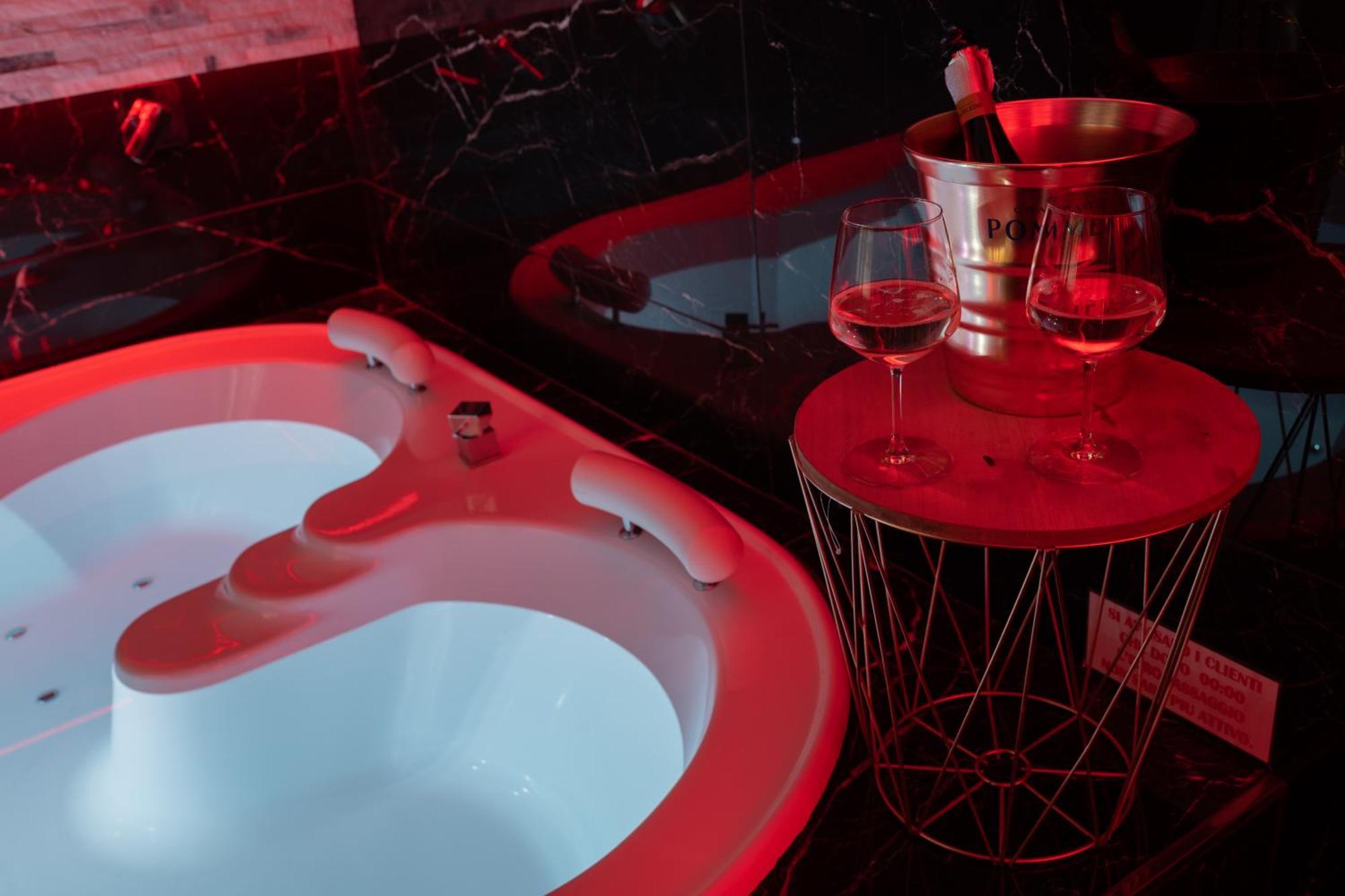Suite Luxury Bdsm روما المظهر الخارجي الصورة