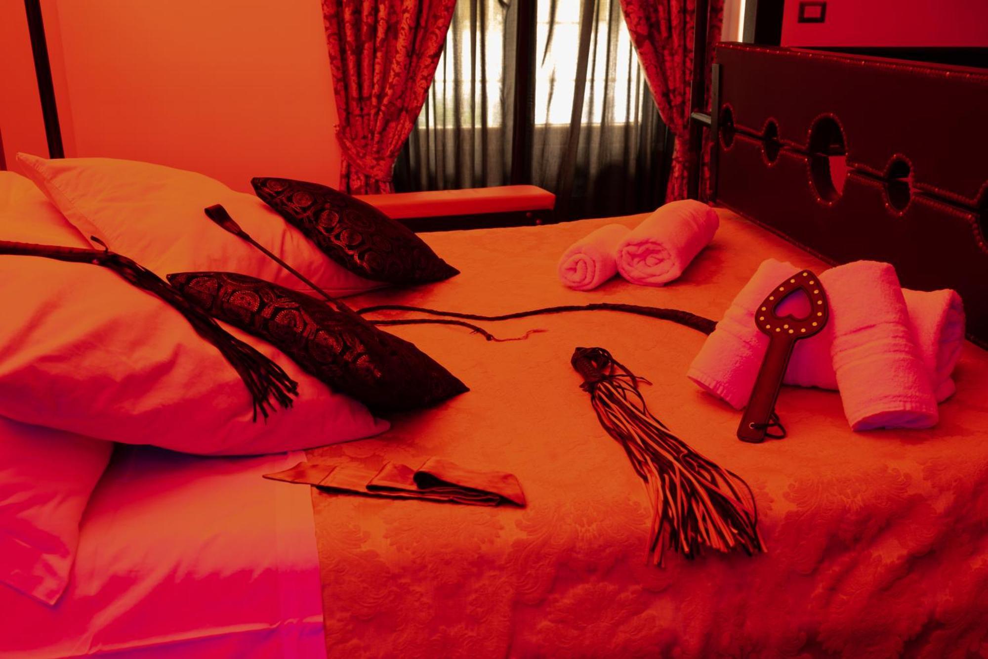 Suite Luxury Bdsm روما المظهر الخارجي الصورة